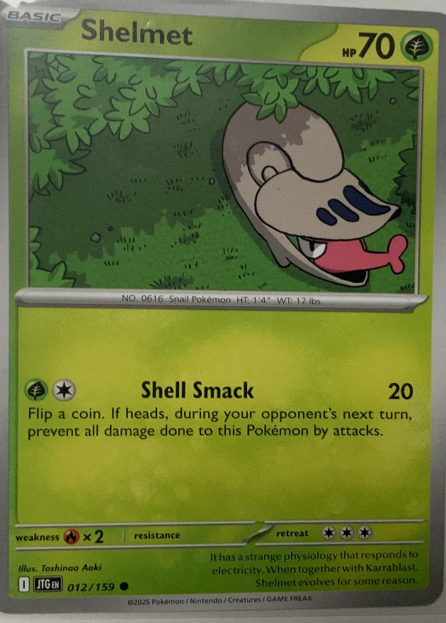Shelmet Pokémon card