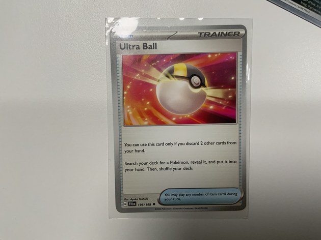 Ultra Ball Pokémon card